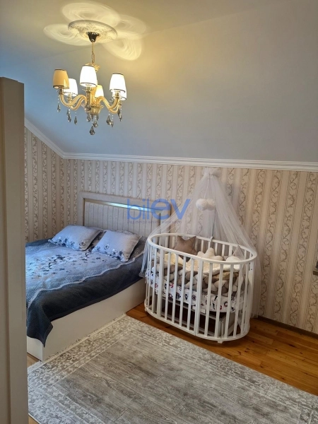 Satış 6 otaqlı Həyət evi  300m², Bakı