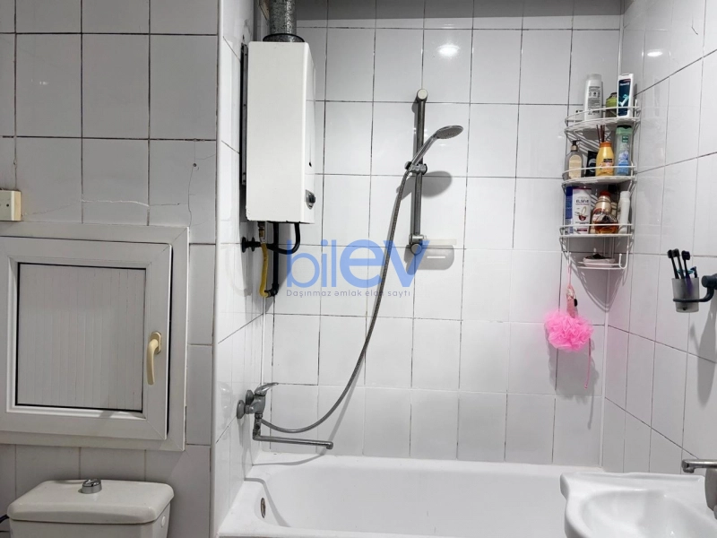 Aylıq Kirayə 3 otaqlı Köhnə Tikili bina evi  80m², Bakı