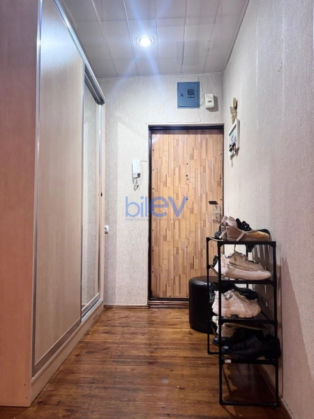Aylıq Kirayə 3 otaqlı Köhnə Tikili bina evi  80m², Bakı