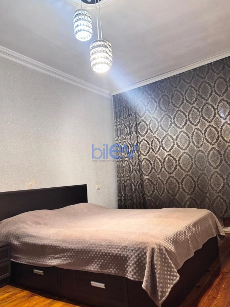Aylıq Kirayə 3 otaqlı Köhnə Tikili bina evi  80m², Bakı