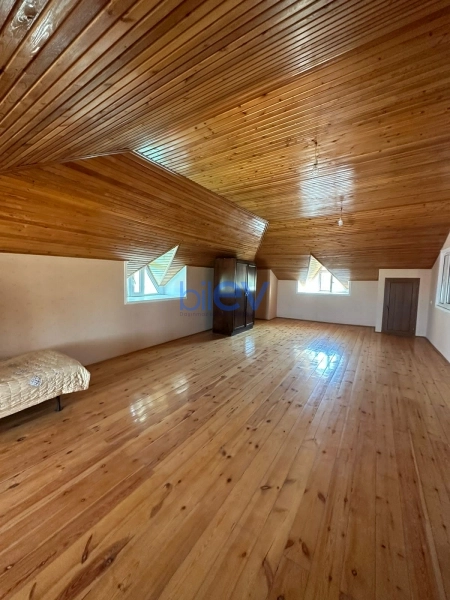 Satış 10 otaqlı Bağ evi  585m², Bakı