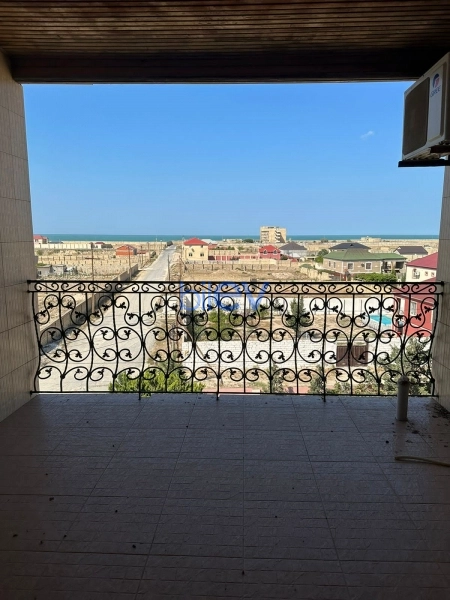 Satış 10 otaqlı Bağ evi  585m², Bakı