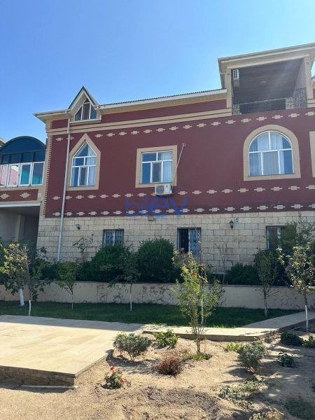 Satış 10 otaqlı Bağ evi  585m², Bakı