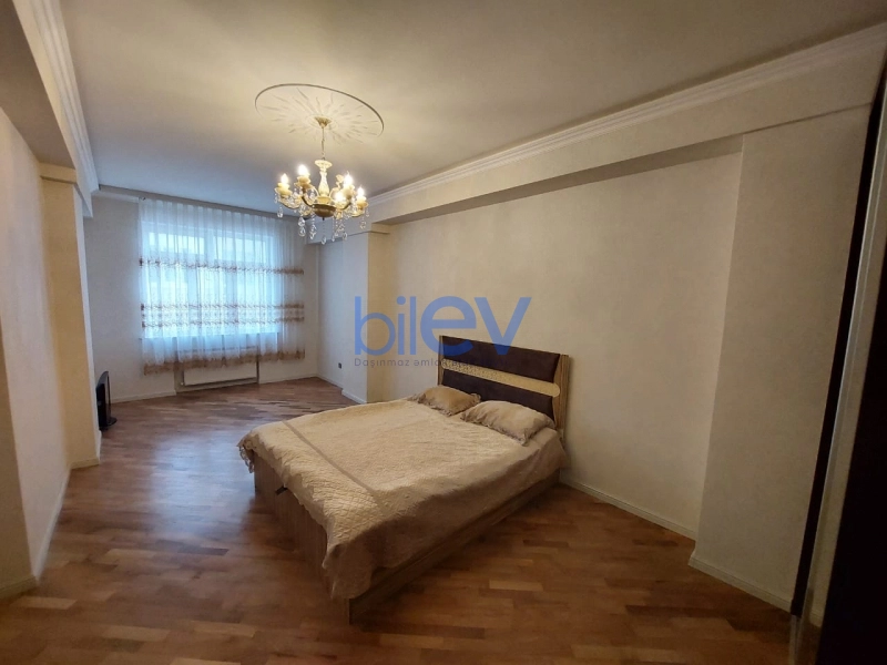Aylıq Kirayə 3 otaqlı Yeni Tikili bina evi  120m², Bakı