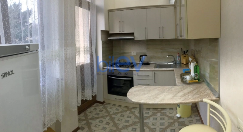 Aylıq Kirayə 2 otaqlı Köhnə Tikili bina evi  50m², Bakı