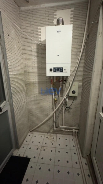 Aylıq Kirayə 2 otaqlı Köhnə Tikili bina evi  45m², Bakı