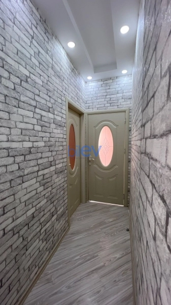 Aylıq Kirayə 3 otaqlı Yeni Tikili bina evi  78m², Bakı