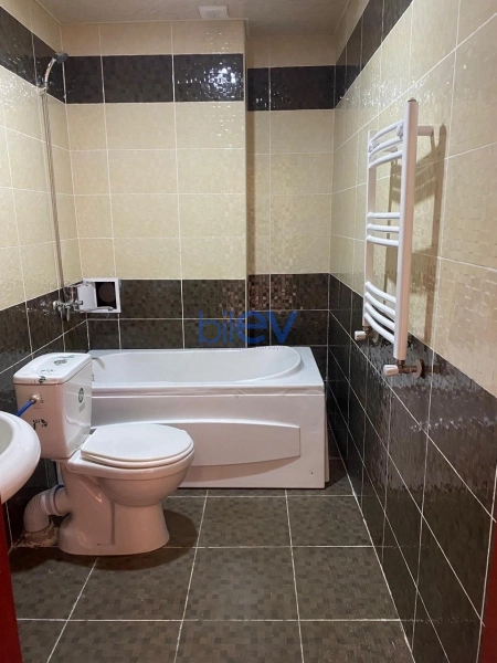 Aylıq Kirayə 1 otaqlı Yeni Tikili bina evi  45m², Bakı