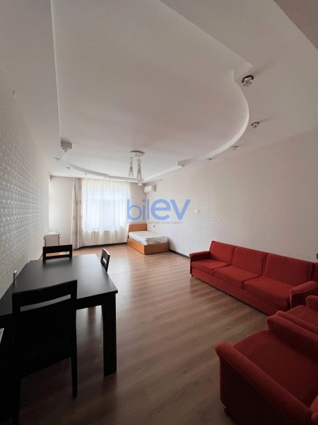 Aylıq Kirayə 3 otaqlı Yeni Tikili bina evi  107m², Bakı