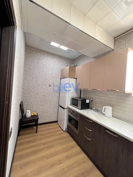 Aylıq Kirayə 3 otaqlı Yeni Tikili bina evi  107m², Bakı