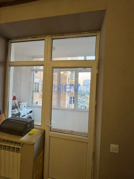 Aylıq Kirayə 3 otaqlı Yeni Tikili bina evi  170m², Bakı