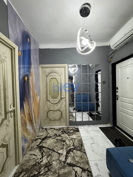 Satış 3 otaqlı Köhnə Tikili bina evi  72m², Bakı