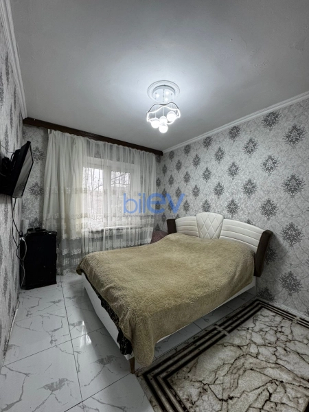 Satış 3 otaqlı Köhnə Tikili bina evi  72m², Bakı