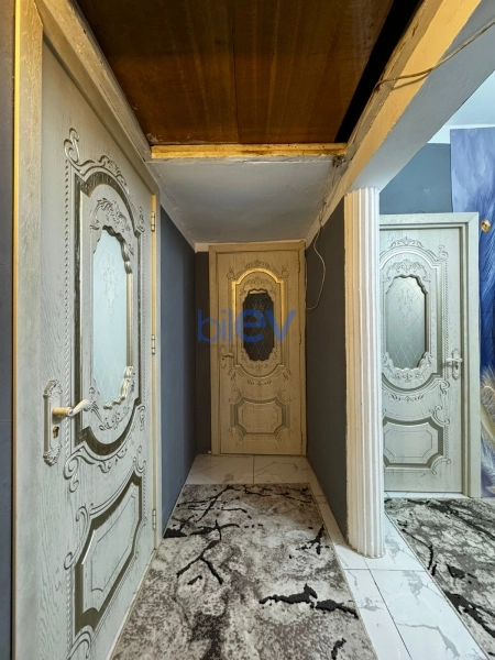 Satış 3 otaqlı Köhnə Tikili bina evi  72m², Bakı