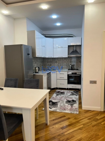 Aylıq Kirayə 2 otaqlı Yeni Tikili bina evi  72m², Bakı