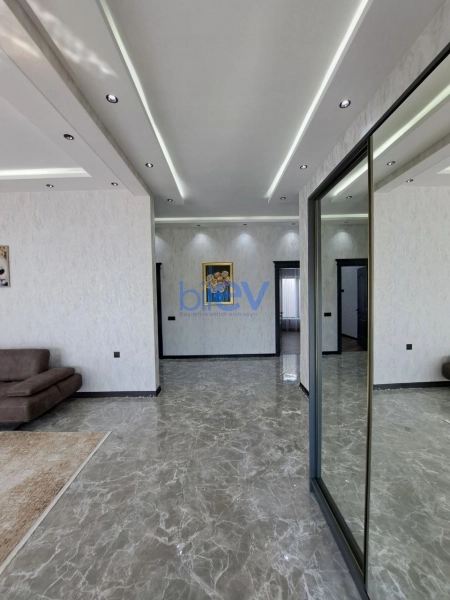 Satış 4 otaqlı Həyət evi  160m², Bakı