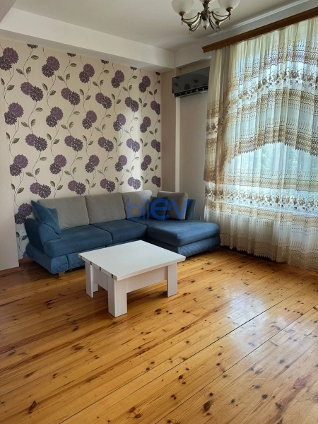 Aylıq Kirayə 3 otaqlı Köhnə Tikili bina evi  90m², Bakı