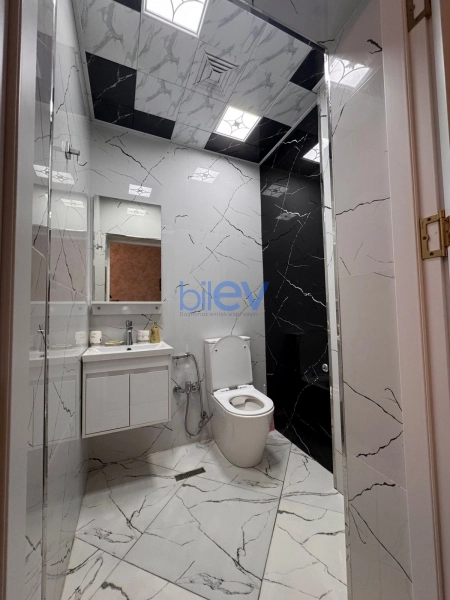 Aylıq Kirayə 4 otaqlı Yeni Tikili bina evi  142m², Bakı