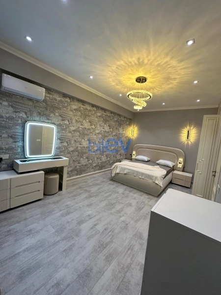 Aylıq Kirayə 3 otaqlı Yeni Tikili bina evi  110m², Bakı