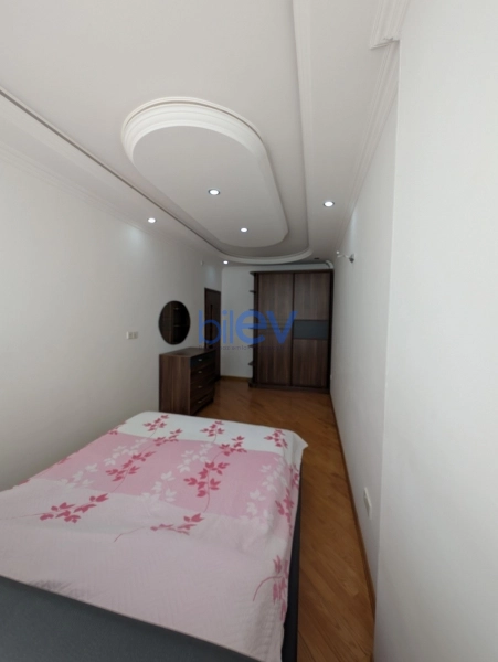 Aylıq Kirayə 3 otaqlı Yeni Tikili bina evi  140m², Bakı