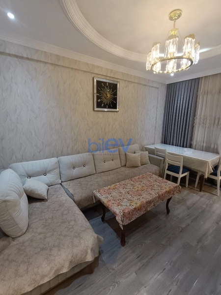 Aylıq Kirayə 3 otaqlı Yeni Tikili bina evi  80m², Bakı