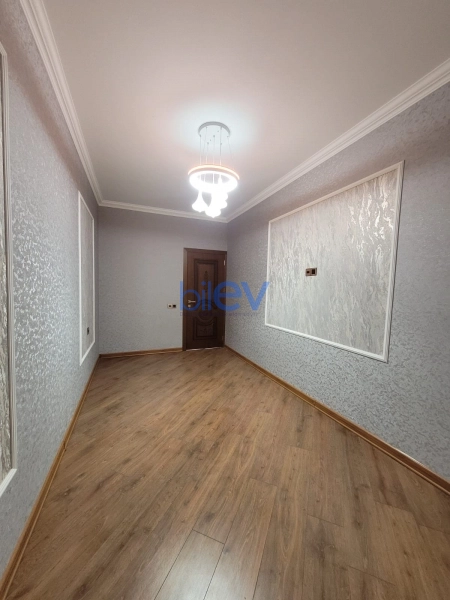 Aylıq Kirayə 3 otaqlı Köhnə Tikili bina evi  75m², Bakı
