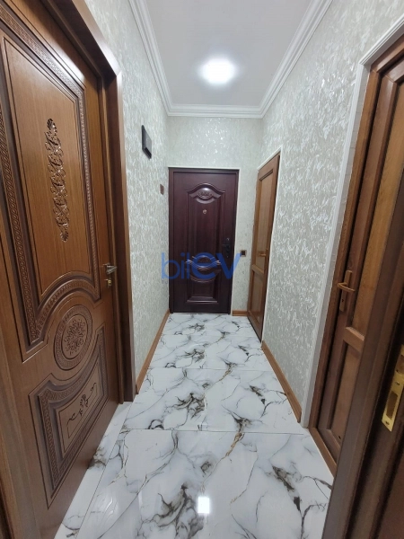 Aylıq Kirayə 3 otaqlı Köhnə Tikili bina evi  75m², Bakı