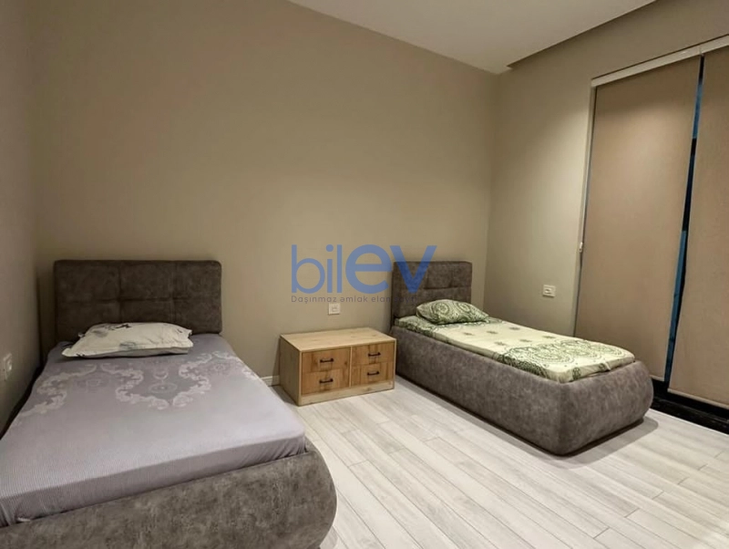Günlük Kirayə 5 otaqlı Aframe  900m², Bakı
