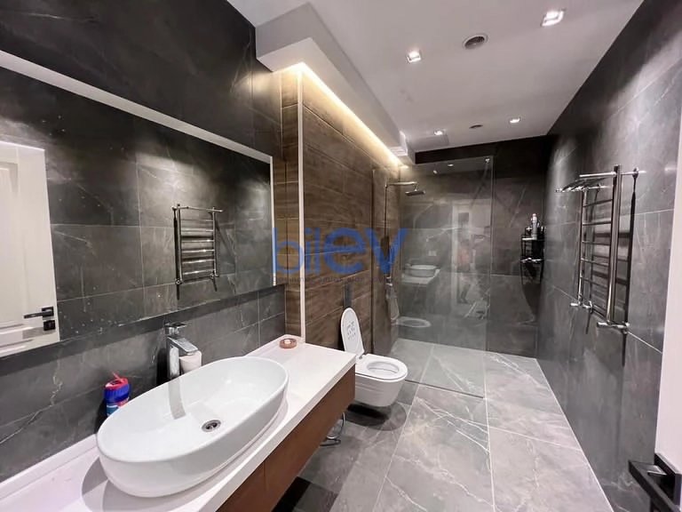 Günlük Kirayə 5 otaqlı Aframe  900m², Bakı