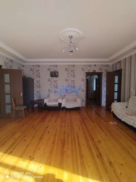 Satış 5 otaqlı Bağ evi  200m², Bakı