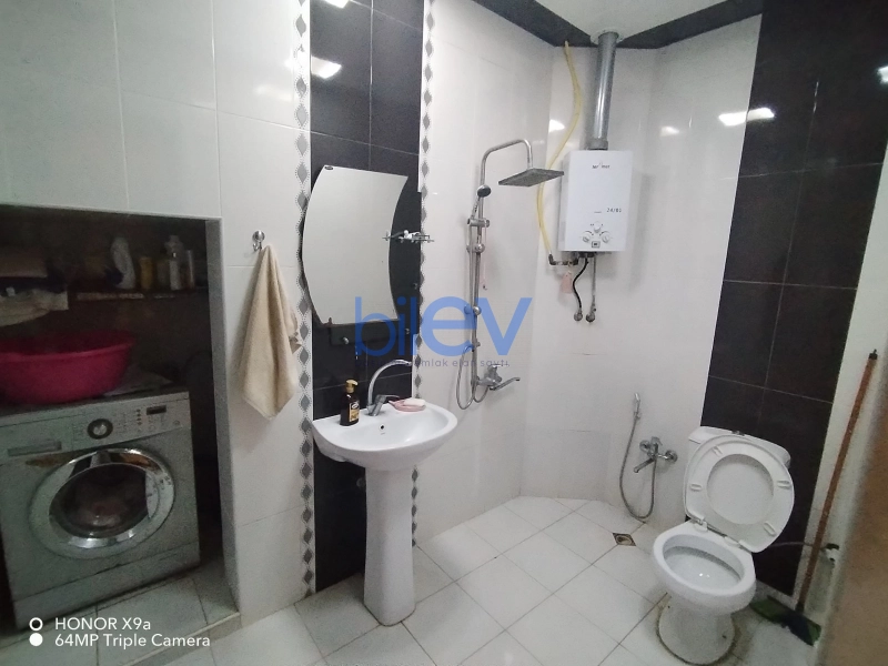 Satış 5 otaqlı Bağ evi  200m², Bakı