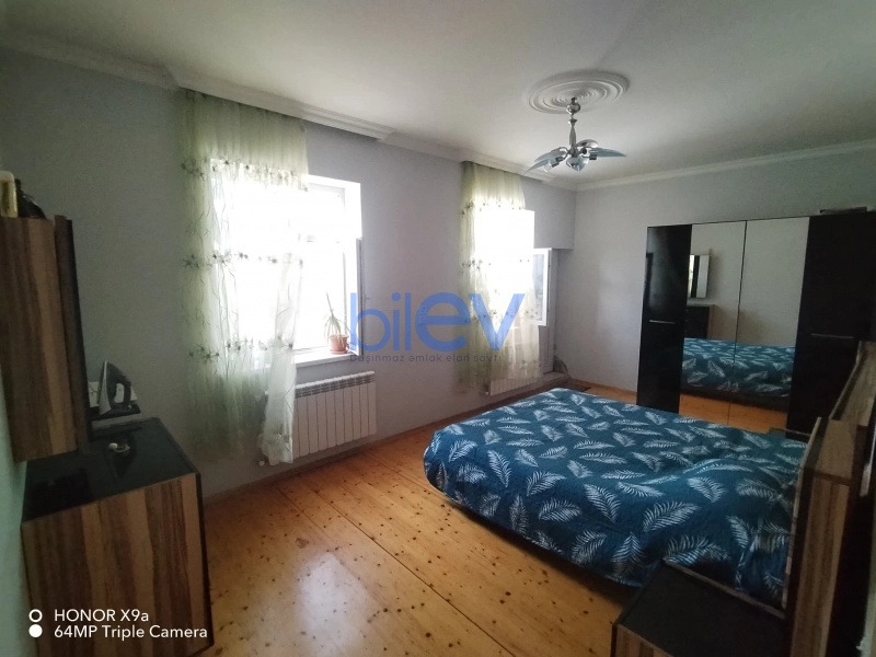 Satış 5 otaqlı Bağ evi  200m², Bakı