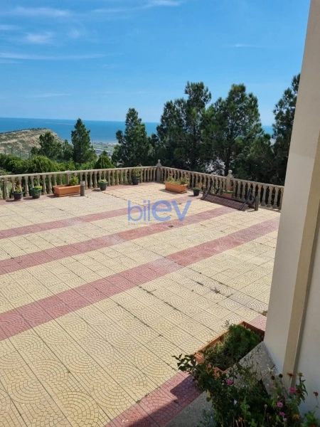 Aylıq Kirayə 7 otaqlı Bağ evi  480m², Bakı
