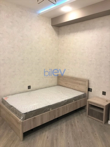 Aylıq Kirayə 3 otaqlı Yeni Tikili bina evi  110m², Bakı