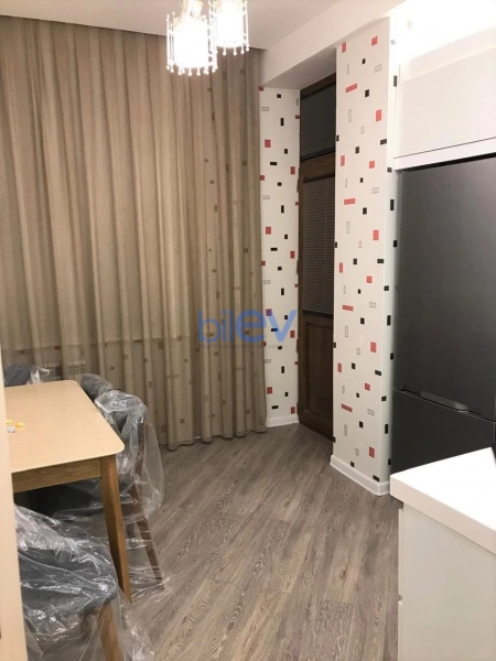Aylıq Kirayə 3 otaqlı Yeni Tikili bina evi  110m², Bakı