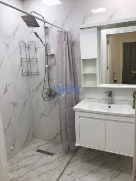 Aylıq Kirayə 3 otaqlı Yeni Tikili bina evi  110m², Bakı