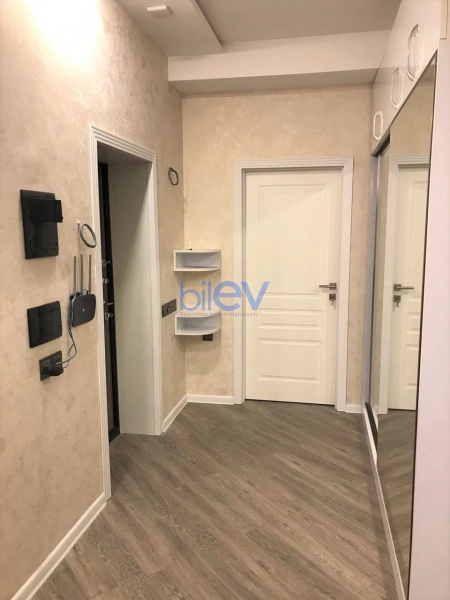 Aylıq Kirayə 3 otaqlı Yeni Tikili bina evi  110m², Bakı