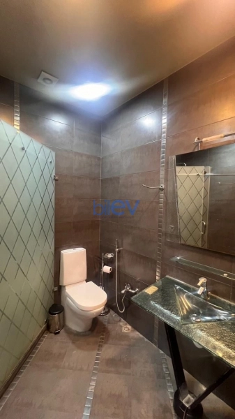 Aylıq Kirayə 2 otaqlı Yeni Tikili bina evi  62m², Bakı