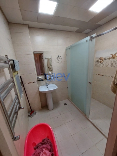 Aylıq Kirayə 3 otaqlı Yeni Tikili bina evi  101m², Bakı