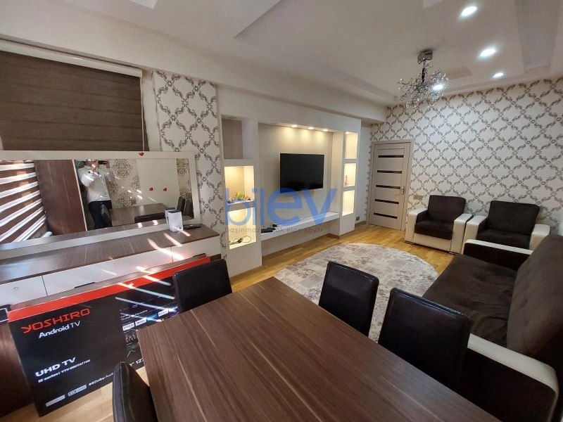 Aylıq Kirayə 3 otaqlı Yeni Tikili bina evi  101m², Bakı