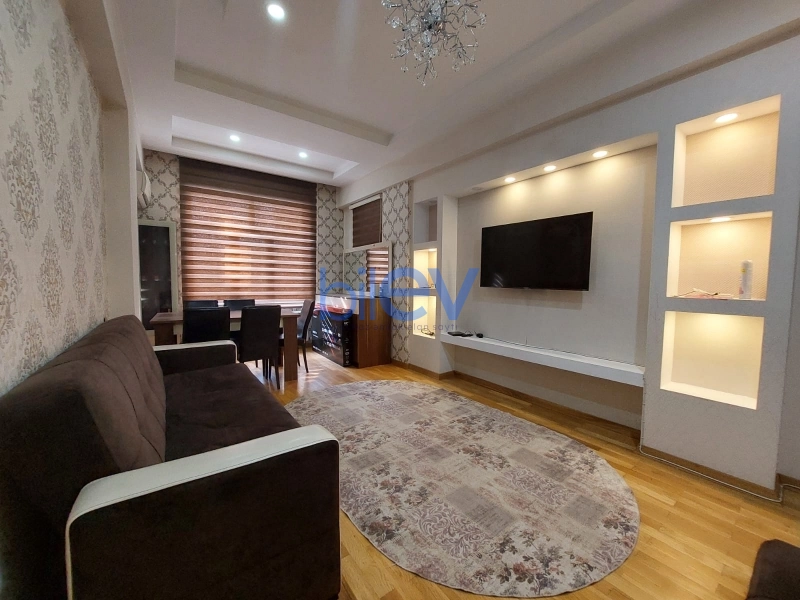 Aylıq Kirayə 3 otaqlı Yeni Tikili bina evi  101m², Bakı