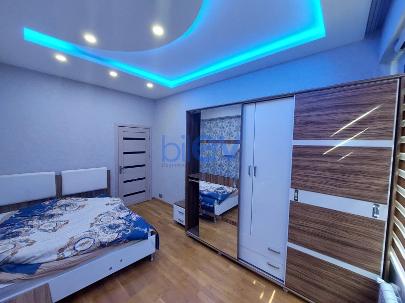 Aylıq Kirayə 3 otaqlı Yeni Tikili bina evi  101m², Bakı