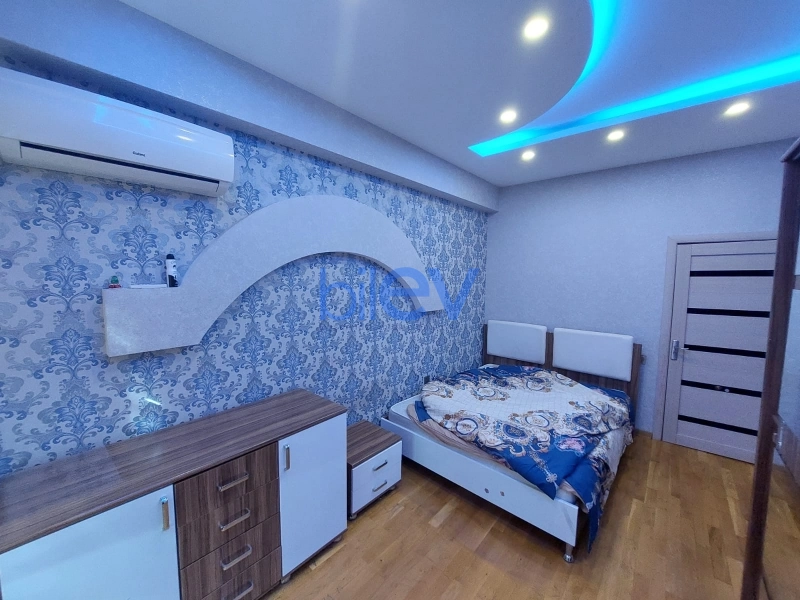 Aylıq Kirayə 3 otaqlı Yeni Tikili bina evi  101m², Bakı