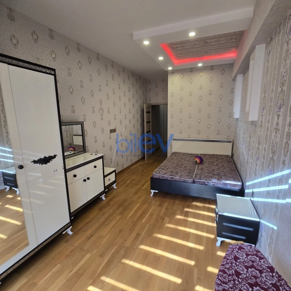Aylıq Kirayə 3 otaqlı Yeni Tikili bina evi  101m², Bakı