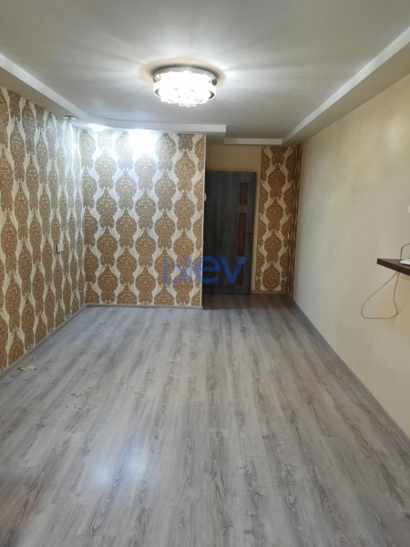Aylıq Kirayə 2 otaqlı Köhnə Tikili bina evi  60m², Bakı