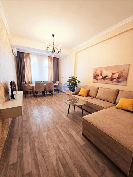 Aylıq Kirayə 2 otaqlı Yeni Tikili bina evi  85m², Bakı