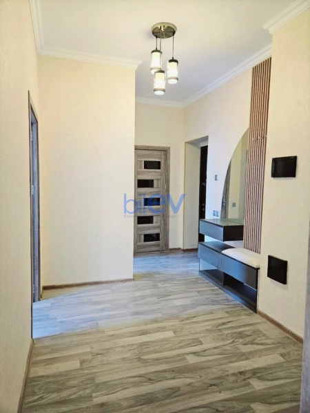 Aylıq Kirayə 2 otaqlı Yeni Tikili bina evi  85m², Bakı