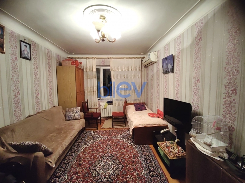 Satış 3 otaqlı Köhnə Tikili bina evi  80m², Bakı