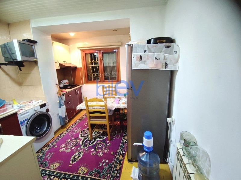 Satış 3 otaqlı Köhnə Tikili bina evi  80m², Bakı