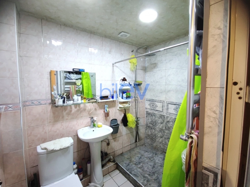 Satış 3 otaqlı Köhnə Tikili bina evi  80m², Bakı